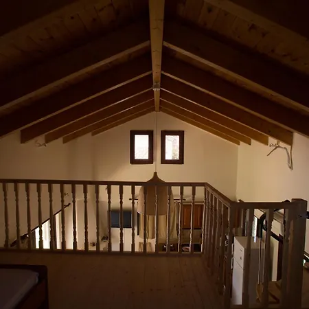 5 Stars Vila Svoronata