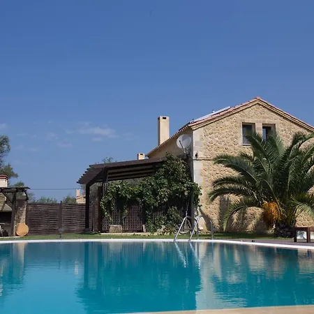 5 Stars Villa Svoronata