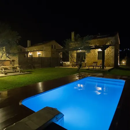 Villa 5 Stars