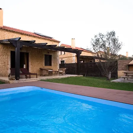 Villa 5 Stars Svoronata