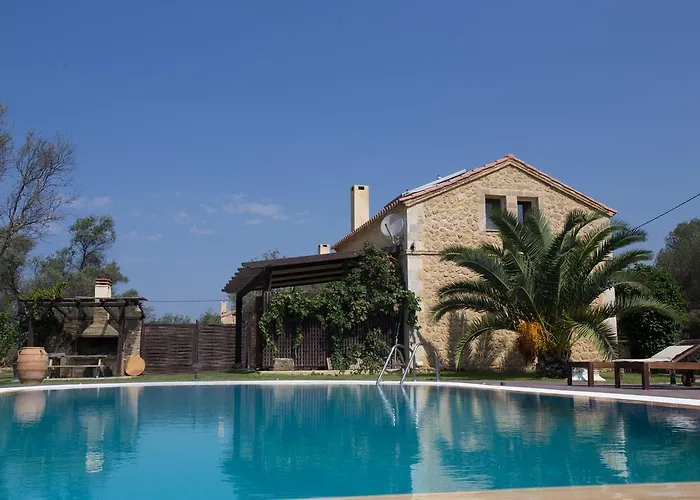 5 Stars Villa Svoronata