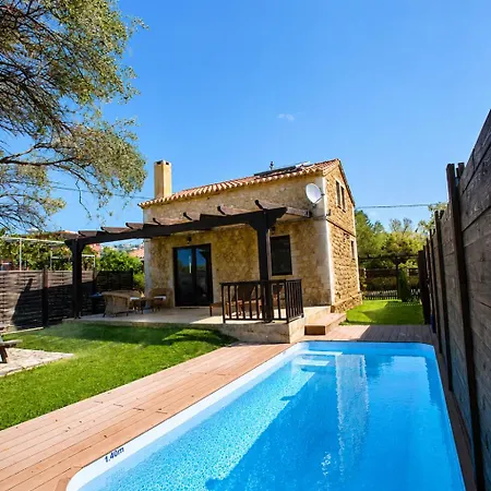 Villa 5 Stars Svoronata