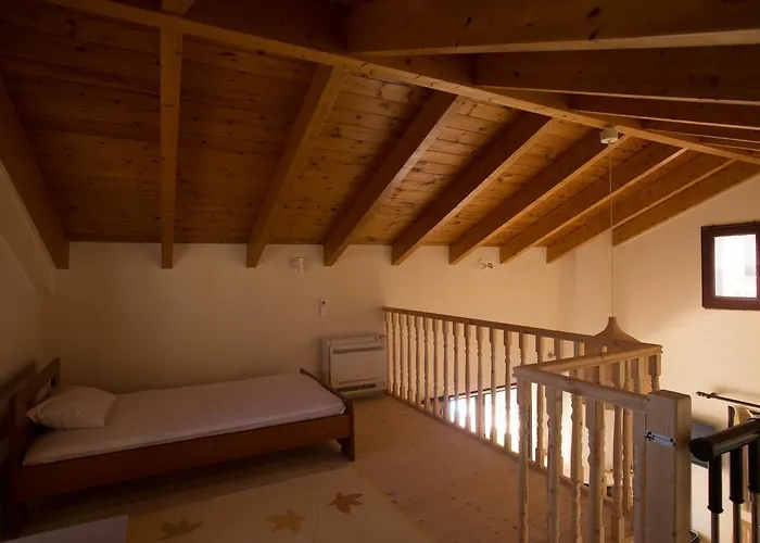 5 Stars Villa Svoronata